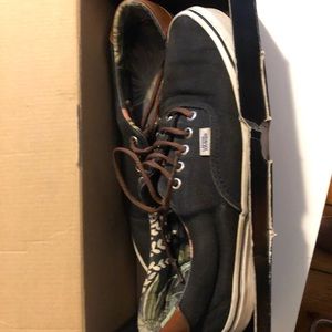 Floral/black Vans size 10